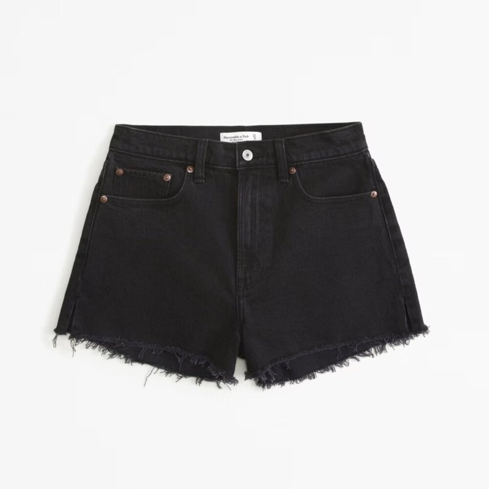 Curve Love High Rise Mom Short